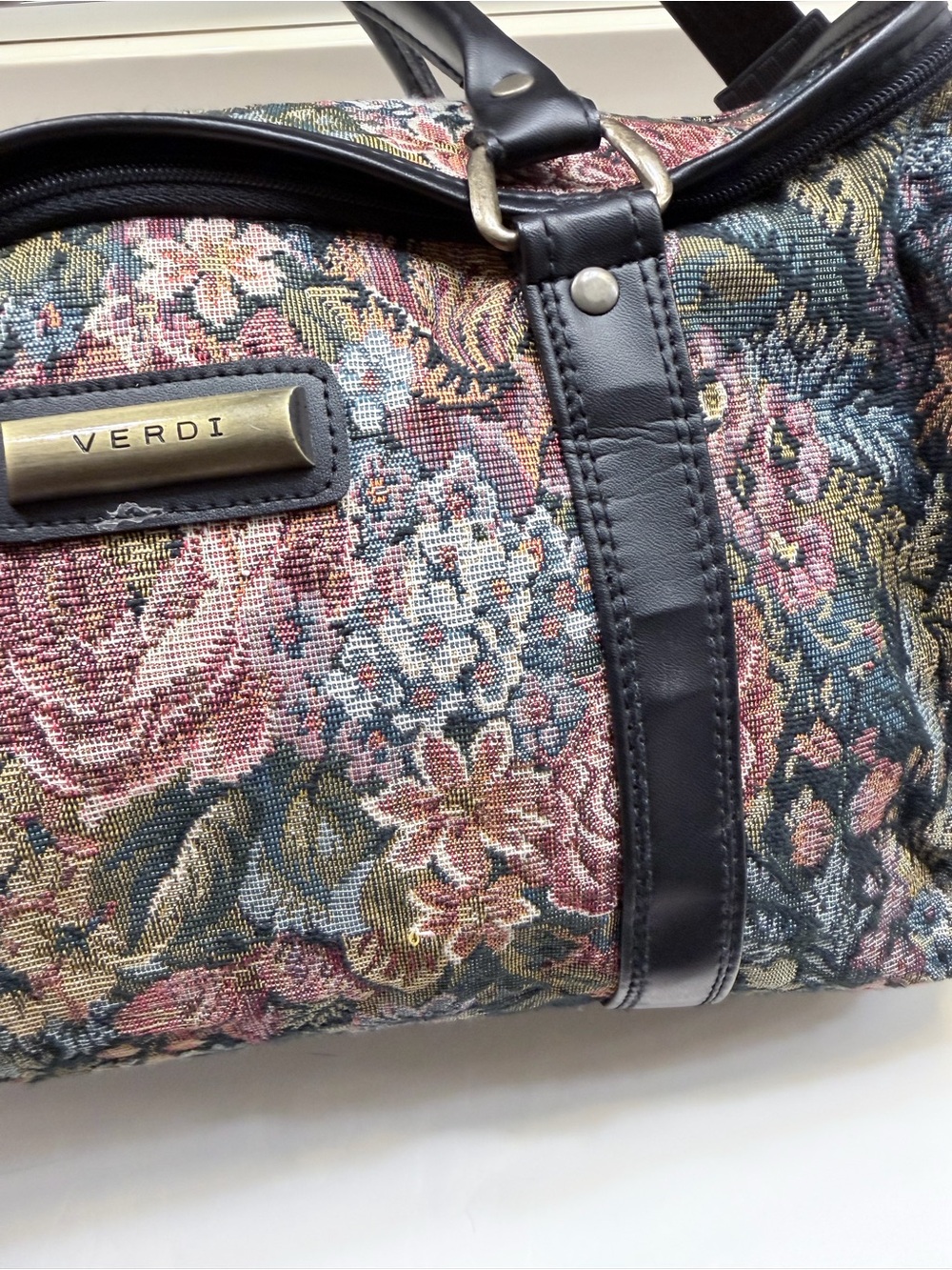 RDI Floral Tapestry Travel Bag with Black Trim